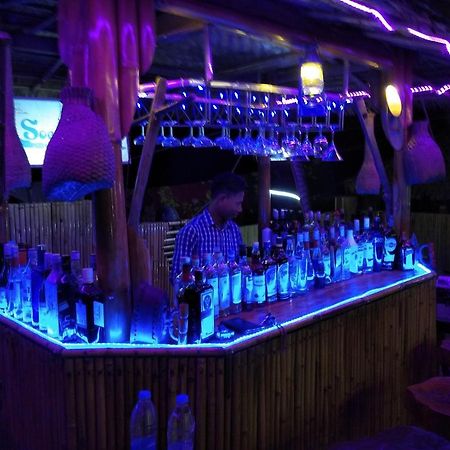 Soe Ko Ko Beach House y Restaurante Ngwesaung Exterior foto
