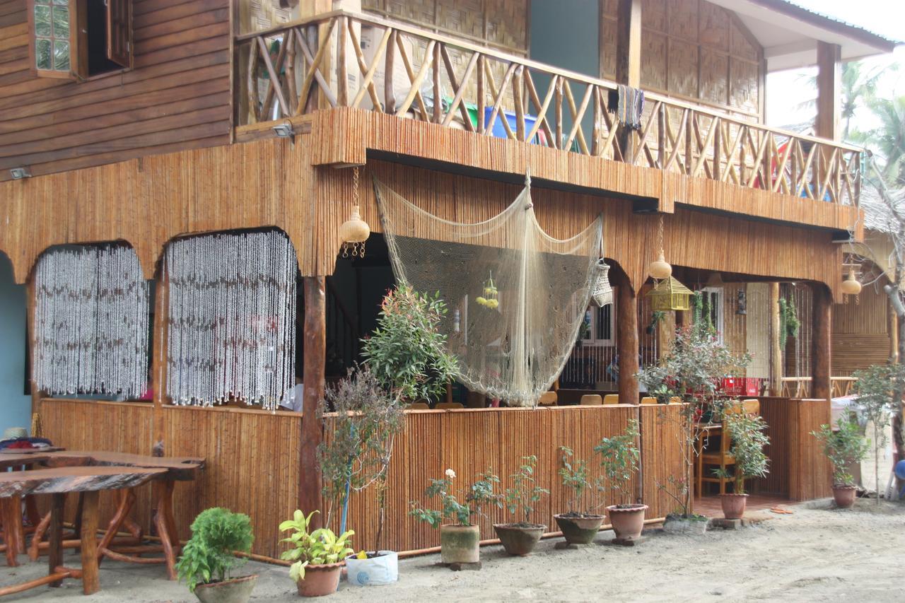 Soe Ko Ko Beach House y Restaurante Ngwesaung Exterior foto