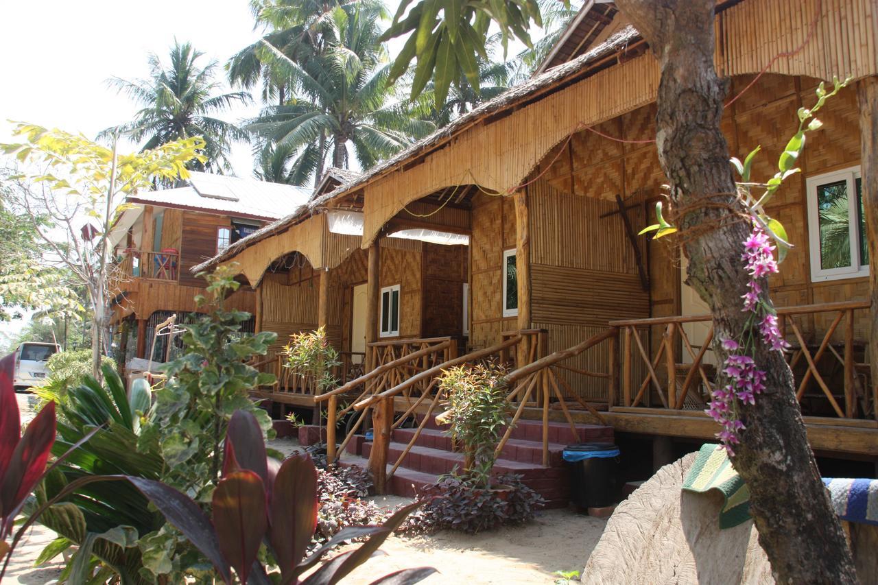 Soe Ko Ko Beach House y Restaurante Ngwesaung Exterior foto
