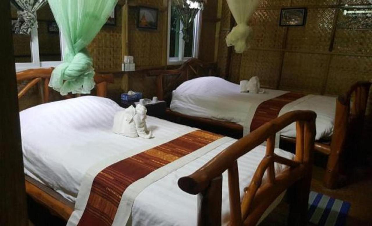Soe Ko Ko Beach House y Restaurante Ngwesaung Exterior foto
